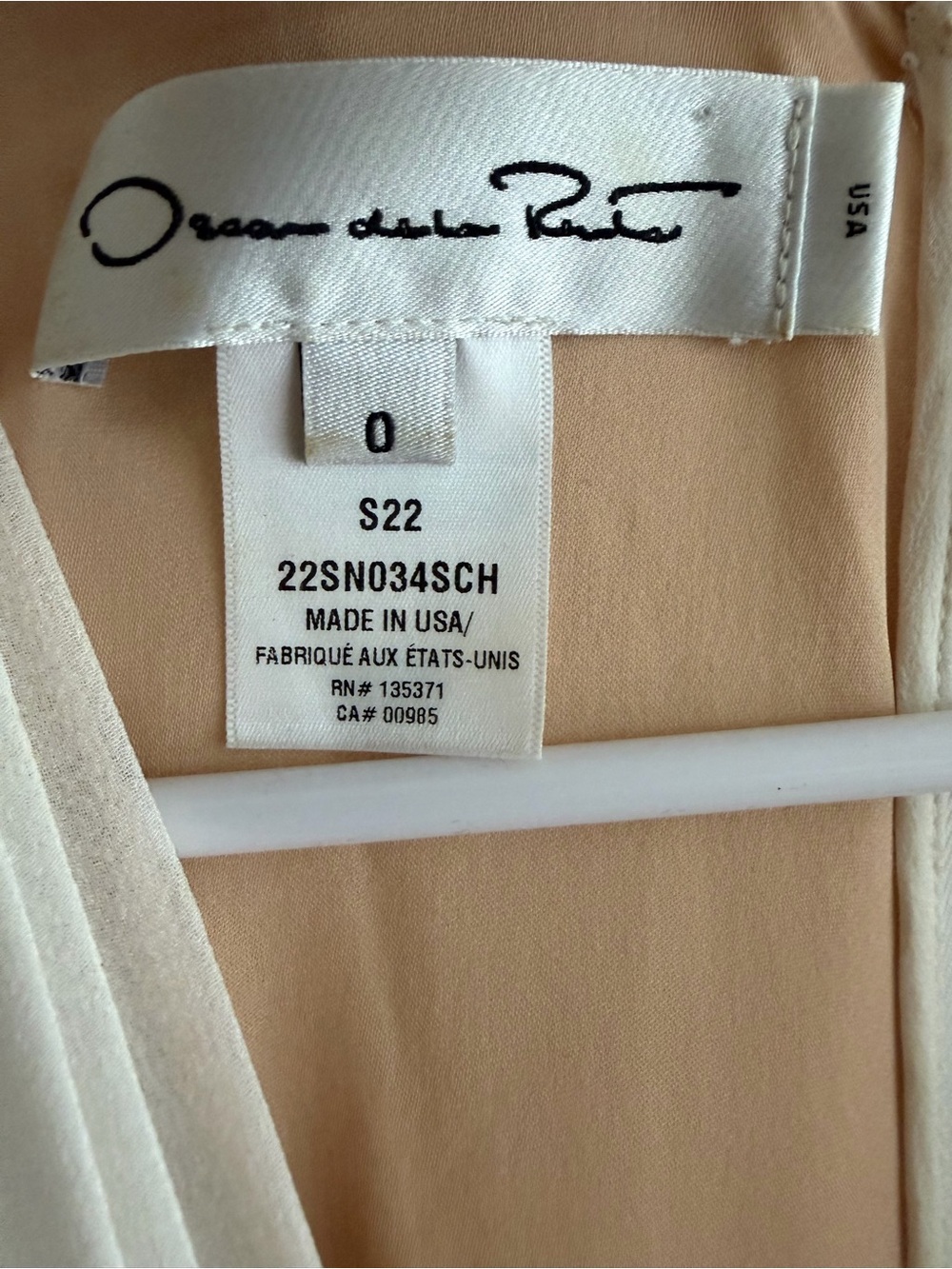 Oscar de la Renta Vintage Ivory Ethereal Dress Spring 2022 - Picture 2 of 6